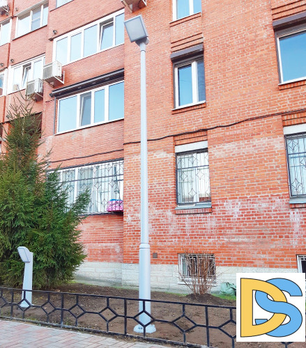 Парковый фонарь Fumagalli Giorgio 4P2.372.G10.LYF1R