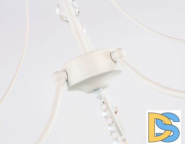 Подвесная люстра Ambrella Light Classic TR4915