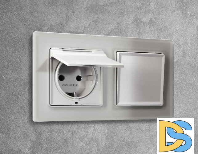 Лицевая панель для розетки с/з со шторками и крышкой Ambrella Volt Alfa AP4080