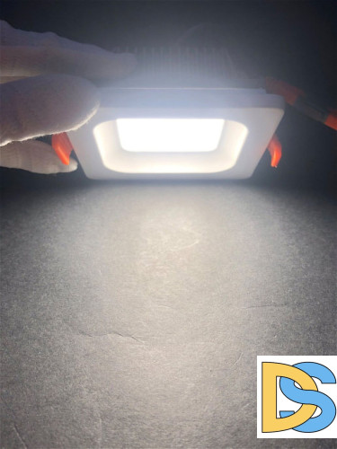 Встраиваемый светильник Elvan VLS-5048SQ-8W-NH-Wh