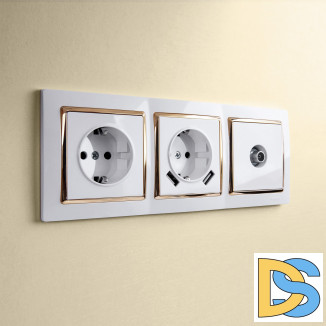 Рамка на 3 поста (белый/золото) W0031933