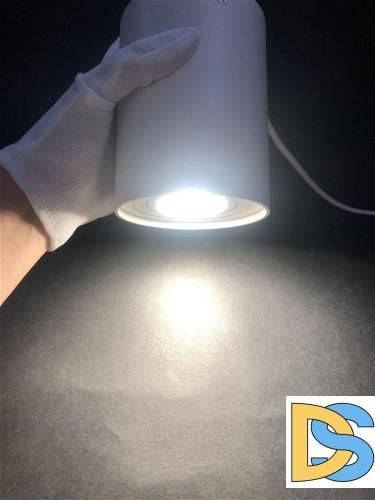 Накладной светильник Elvan NC-507-RM-WH