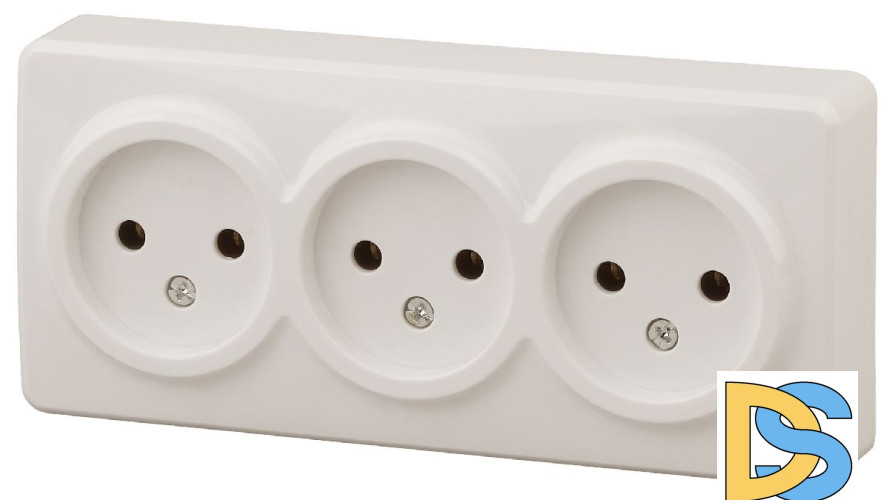 Розетка 3х2P Эра 11-2207-02 Б0020698