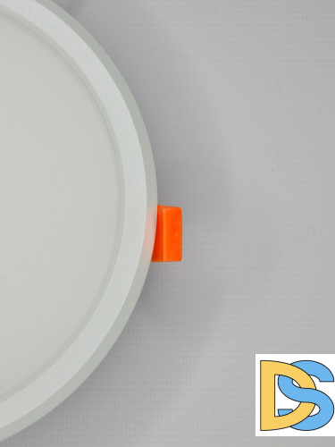 Встраиваемый светильник Elvan VLS-106R-18W-WW-Wh