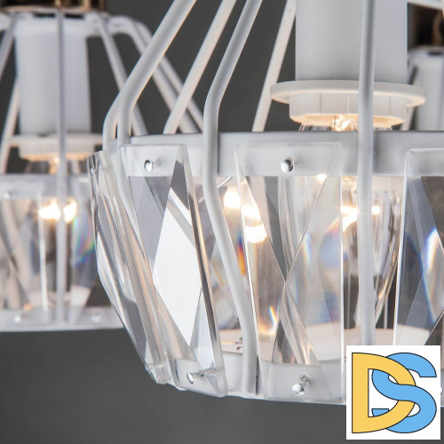 Потолочная люстра Eurosvet Lord 70075/5 белый