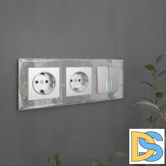 Рамка на 3 поста (зеркальный) W0031220