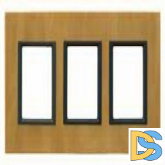 Рамка 3-ая (тройная), Светлая кожа, серия UNICA TOP/CLASS, Schneider Electric