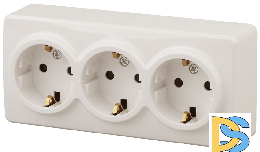 Розетка 2P+E Schuko со шторками Эра 11-2209-02 Б0020704