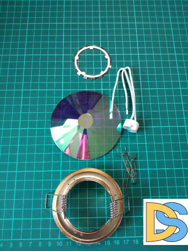 Встраиваемый светильник Elvan TCH-736/2-G-9-Yl