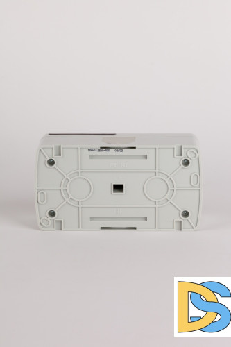 Выключатель + розетка с заземлением ELBI Eva 554-011500-920