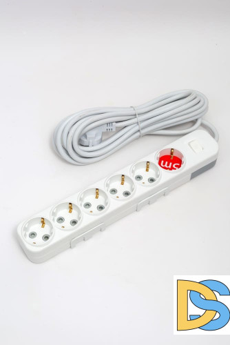 Удлинитель с/з 6вх с защитными шторками ELBI Myra 527-010205-621