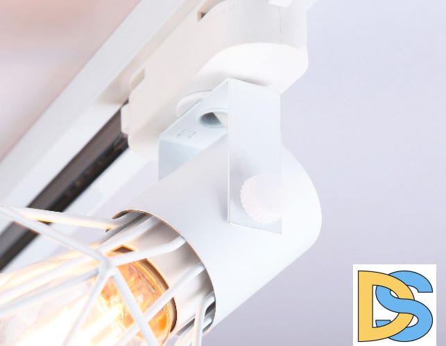 Трековый однофазный светильник Ambrella Light Track System GL5001