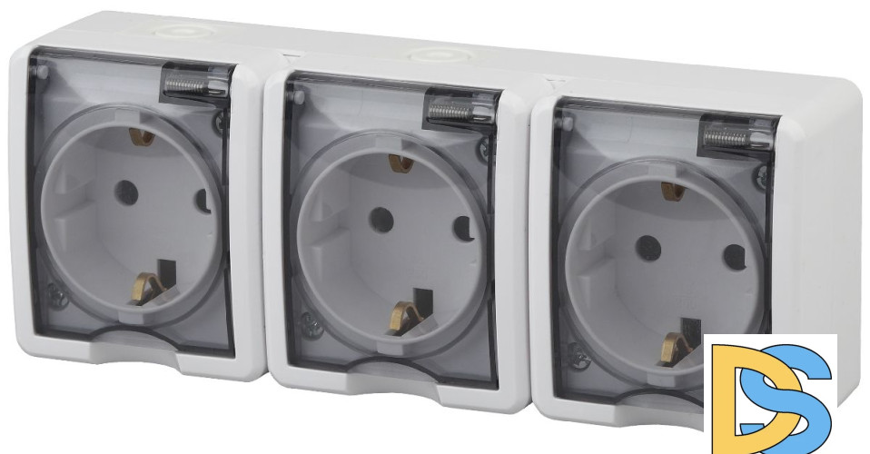 Розетка 3х2P+E Эра 11-2405-01 Б0020720