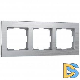 Рамка на 3 поста (алюминий) W0031706