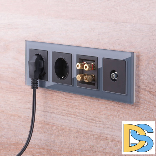 Розетка с заземлением, безвинтовой зажим Werkel черный матовый W1171308 4690389156908