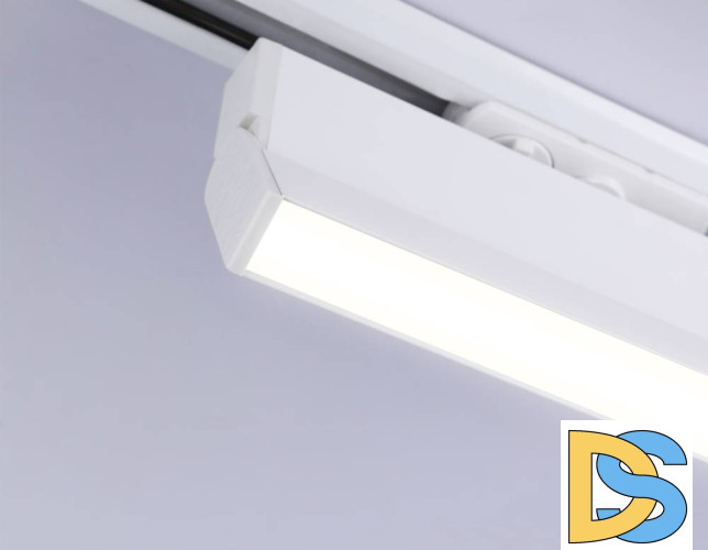 Трековый однофазный светильник Ambrella Light Track System GL6806