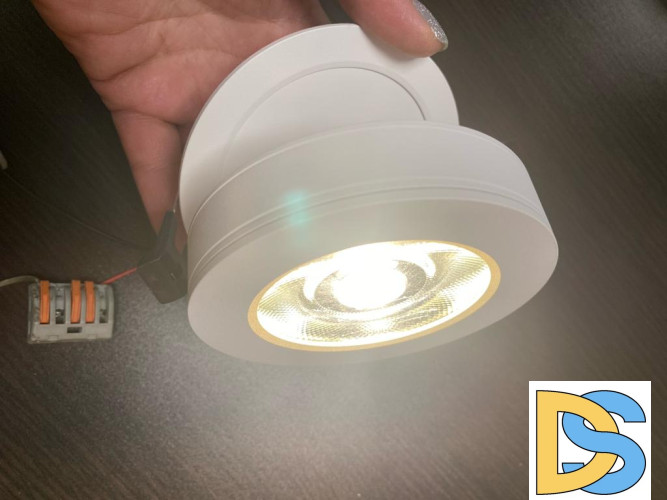 Встраиваемый светильник Elvan VLS-505R-10W-WW-Wh