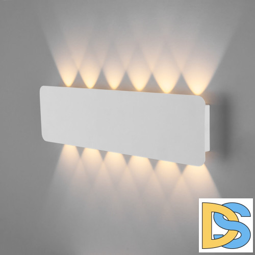 Настенный светильник Elektrostandard Angle 4690389174001