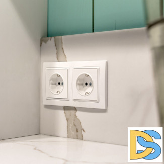 Рамка на 2 поста (белый, basic) W0022001