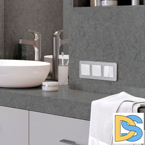 Рамка на 3 поста Werkel Platinum алюминий 4690389184475 W0032606