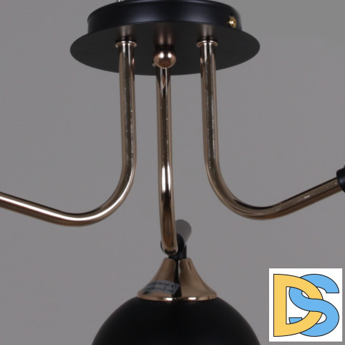 Потолочная люстра Reluce 52132-0.3-03