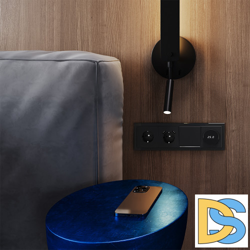 Рамка стеклянная VOLTUM S70 на 4 поста, (черный,стекло)