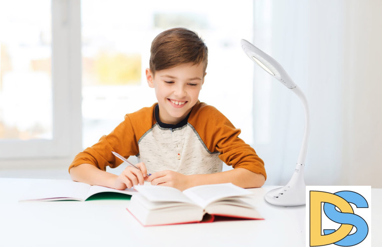 Настольная лампа Globo Pattaya 58271