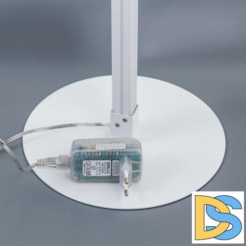 Торшер Citilux Гуффин CL804000