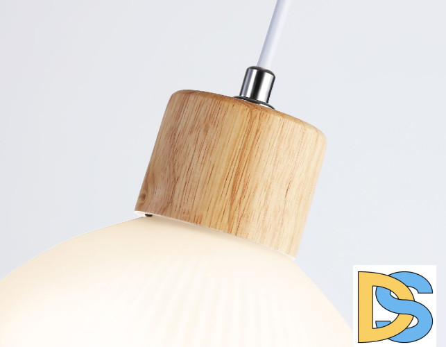 Подвесной светильник Ambrella Light Traditional TR83133