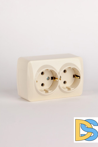Розетка двухместная с заземлением ELBI Alsu 504-010300-907