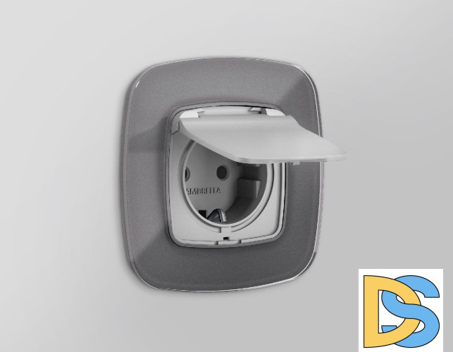 Лицевая панель для розетки с/з со шторками и крышкой Ambrella Volt Omega OP4080