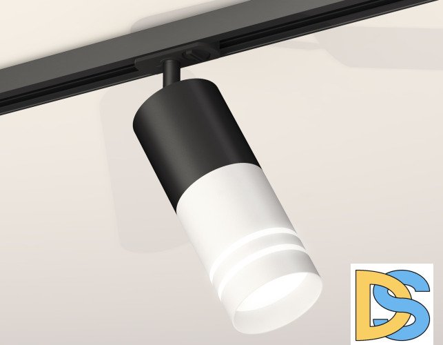 Комплект трекового светильника Ambrella Light Track System XT7401111 (A2537, C7422, A2011, C7401, N7141)