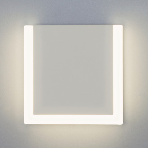 Настенный светодиодный светильник Eurosvet Radiant 40146/1 LED белый