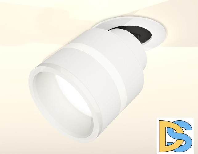 Спот Ambrella Light Techno Spot XM8101524 (A2241, A2105, C8101, N8444)