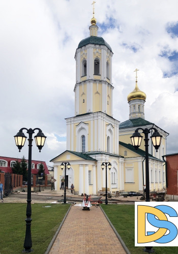 Парковый фонарь Fumagalli Noemi E35.205.R20.AYH27DN