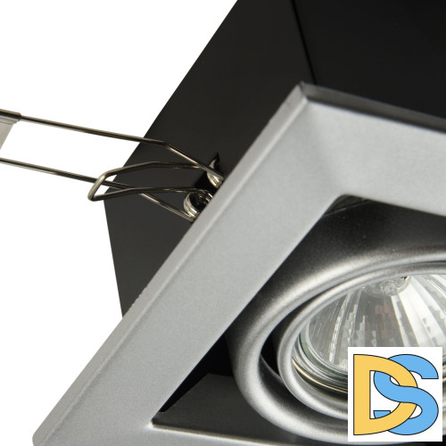 Встраиваемый светильник Maytoni Metal DL008-2-01-S