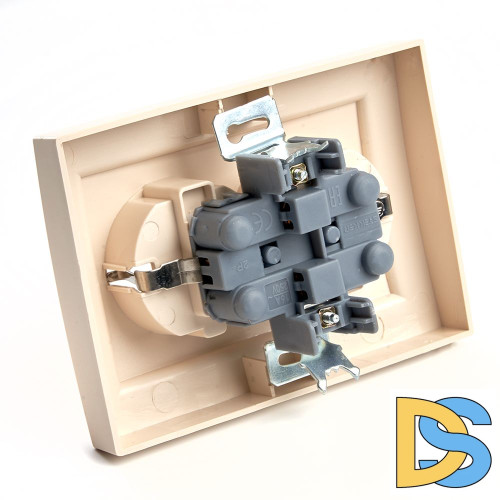 Розетка 2-местная Stekker PST16-9014-02 с защитной шторкой 39240