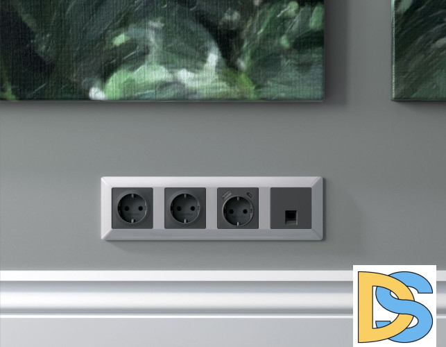 Рамка трехместная Ambrella Volt Line AF110403