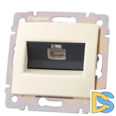 Розетка компьютерная RJ45 Legrand Valena 5e кат UTP с захватами слоновая кость 774130