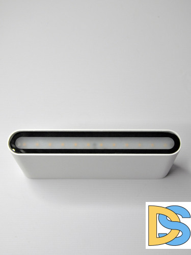 Уличный настенный светильник Elvan BR-007T-12W-WW-Wh