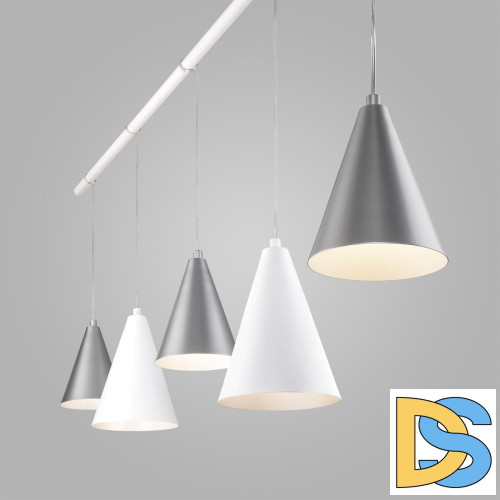 Подвесная люстра Eurosvet Castle 50088/5 белый/серебро