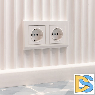 Розетка с заземлением, безвинтовой зажим (белая) W1171301