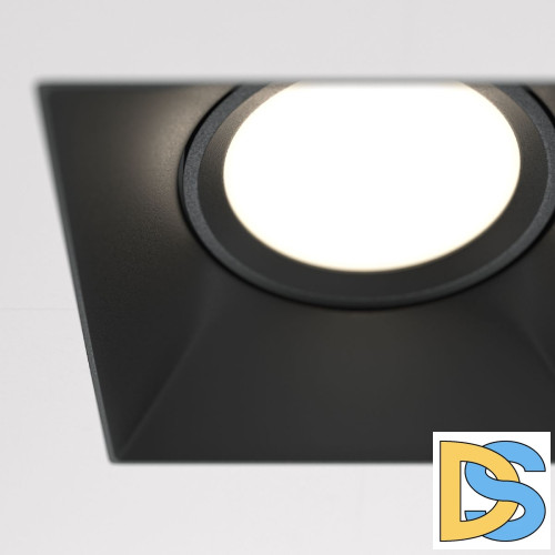 Встраиваемый светильник Maytoni Dot DL042-01-SQ-B
