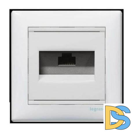 Розетка компьютерная RJ45 Legrand Valena 5e кат UTP с захватами алюминий 770230