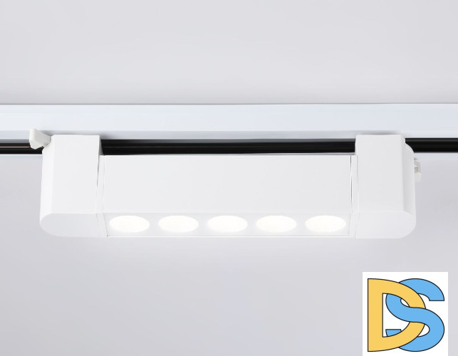 Трековый однофазный светильник Ambrella Light Track system GL6700