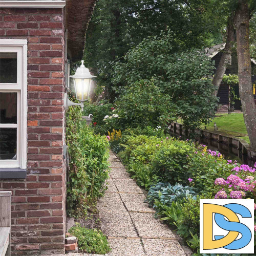 Уличный настенный светильник Apeyron Леда 11-99БЕЛ