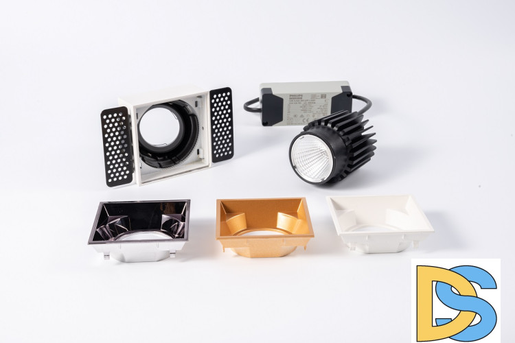 Встраиваемый светильник Fiberli MR1215 (квадратная рамка) 12130104