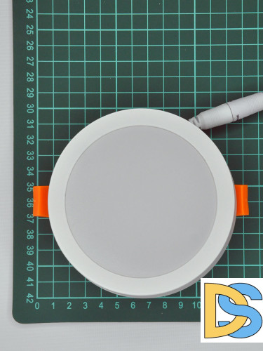 Встраиваемый светильник Elvan VLS-109R-18W-WW-Wh