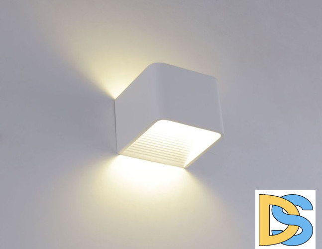 Настенный светодиодный светильник Crystal Lux CLT 010W100 WH