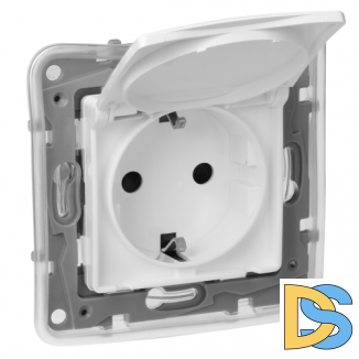Розетка IP44 Legrand Etika с заземлением, шторками, крышкой белая, 672232